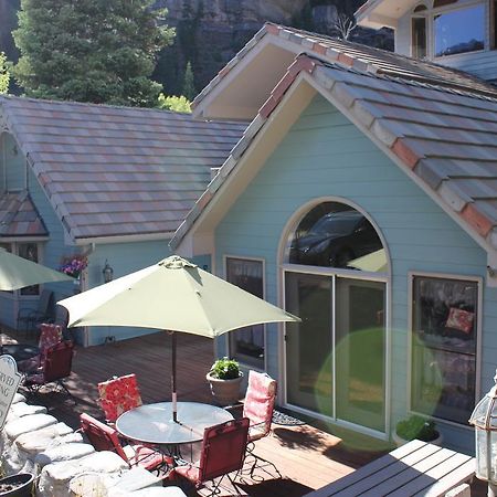 أوراي Black Bear Manor المظهر الخارجي الصورة