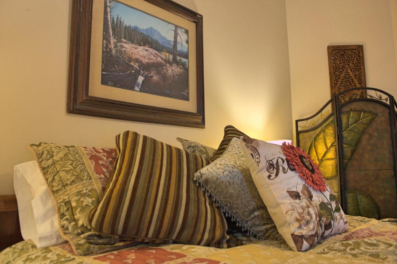 أوراي Black Bear Manor المظهر الخارجي الصورة