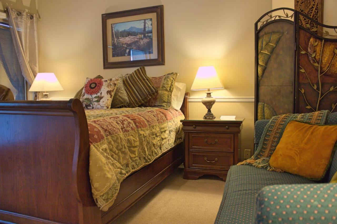أوراي Black Bear Manor المظهر الخارجي الصورة